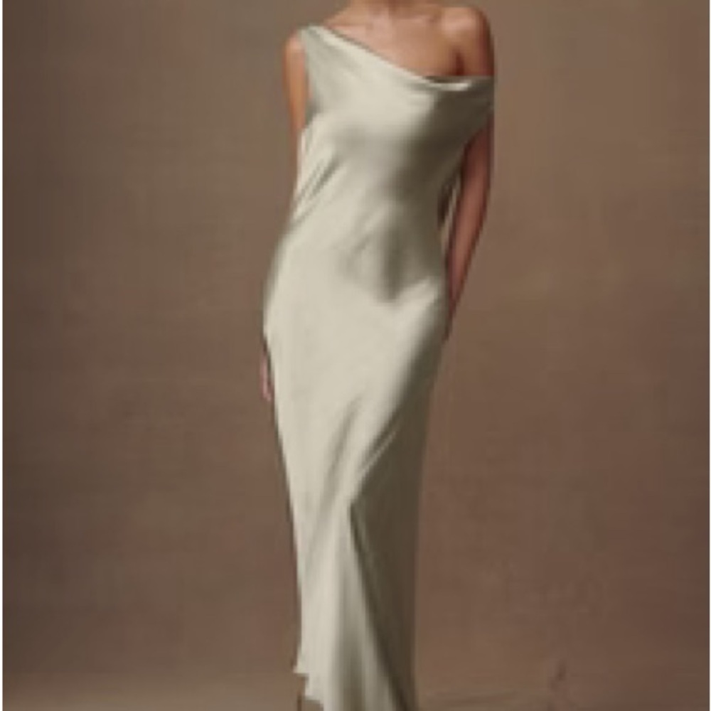 Elegant One-Shoulder Cream Dress